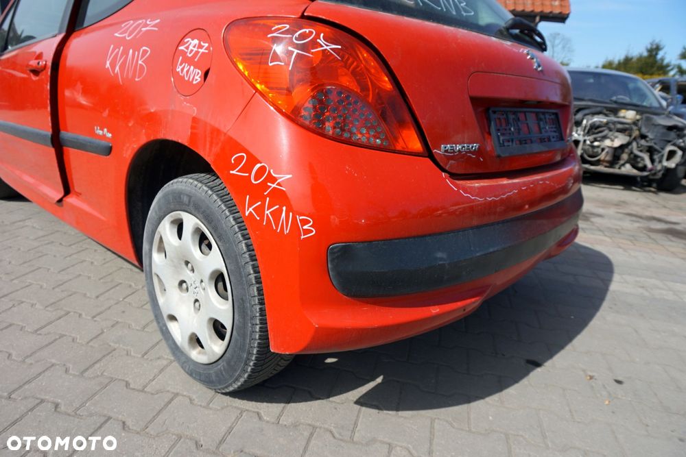 ZDERZAK TYLNY 207  3D HB KKNB  CZERWONY PEUGEOT 2006-2009 - 2