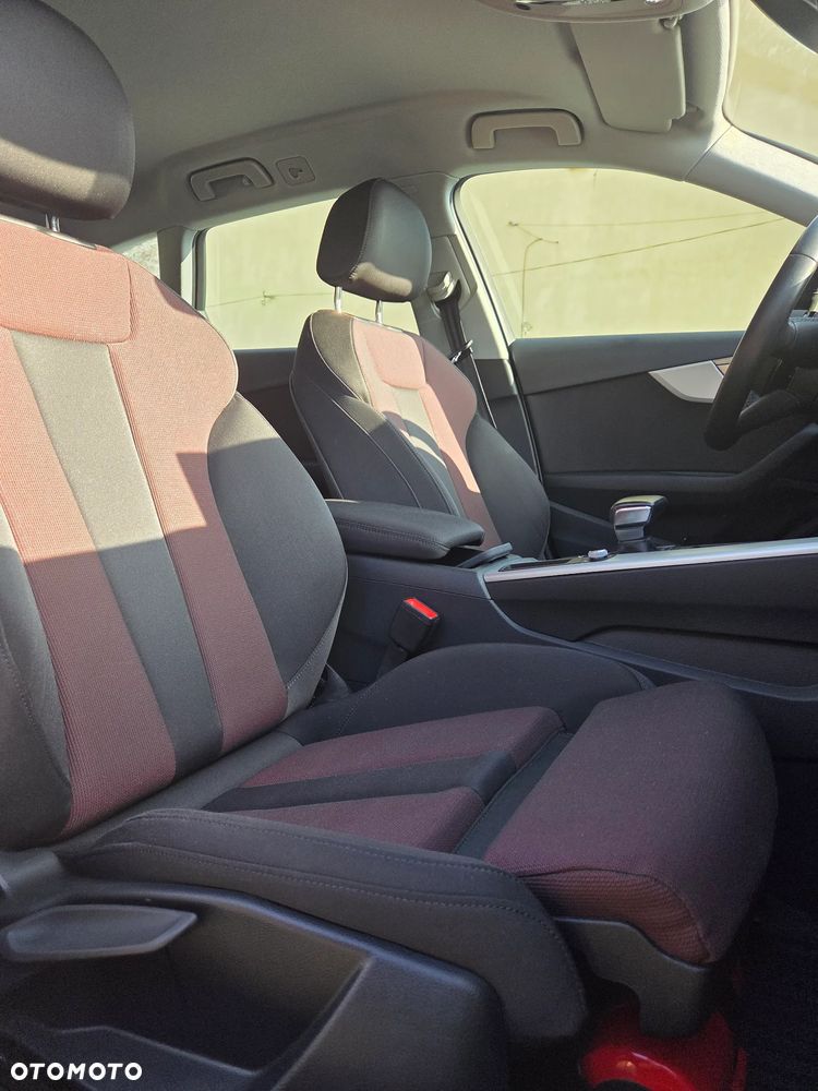Audi A4 Avant 30 TDI mHEV Advanced S tronic - 16