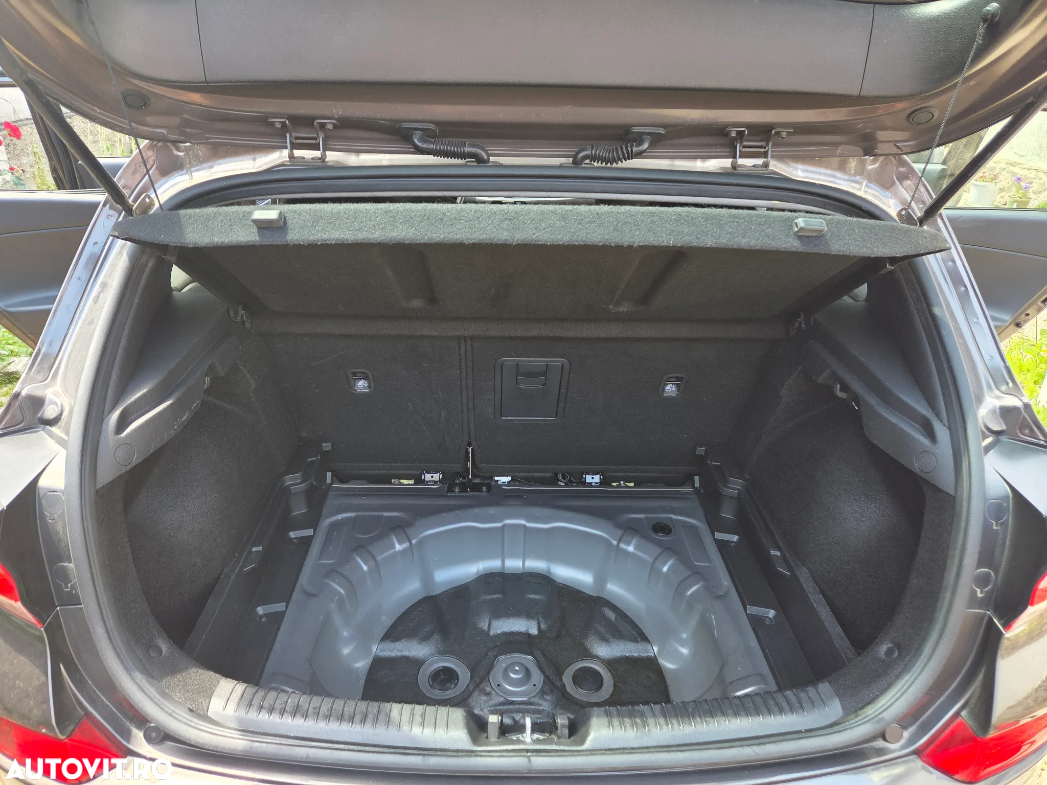 Hyundai i30 1.4 100CP 5DR M/T Highway - 22