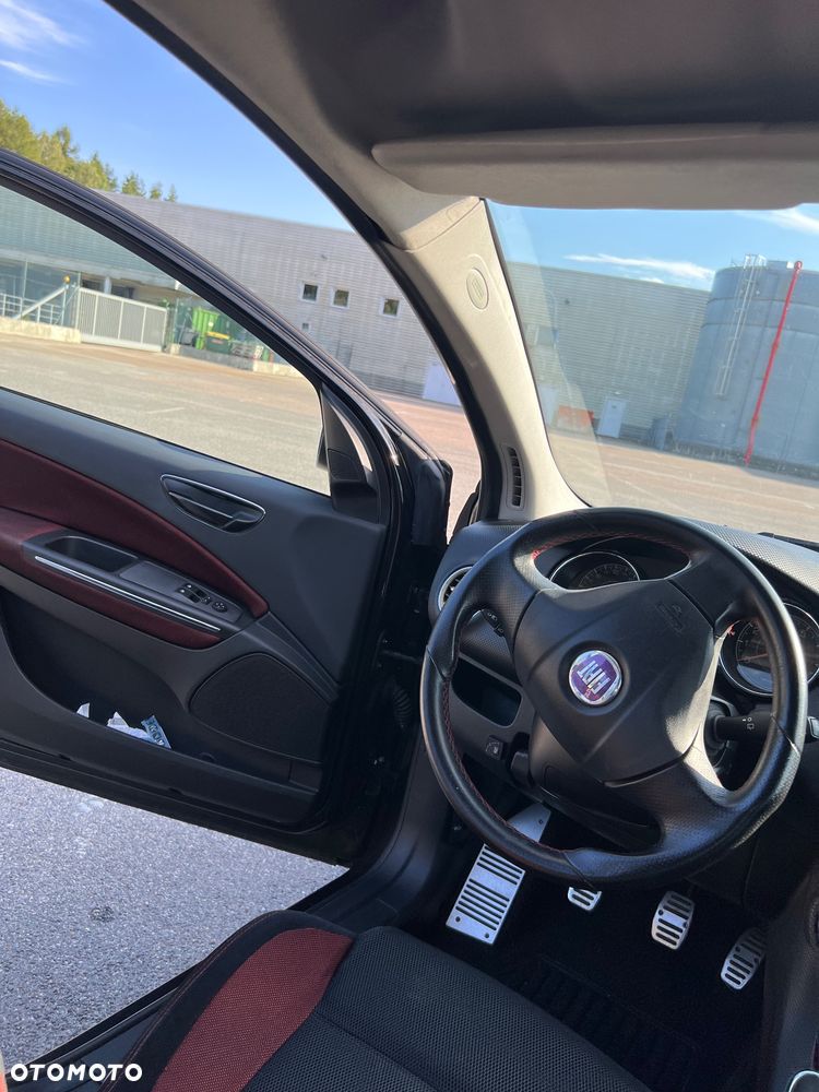Fiat Bravo 1.4 16V Dynamic - 9