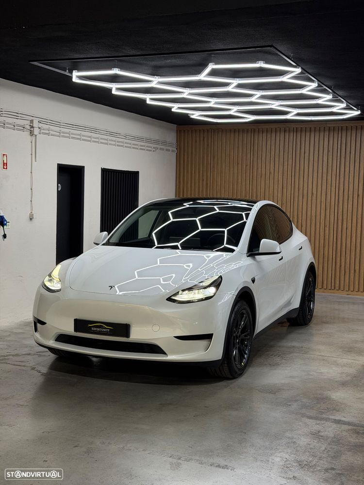 Tesla Model Y Long Range RWD - 3