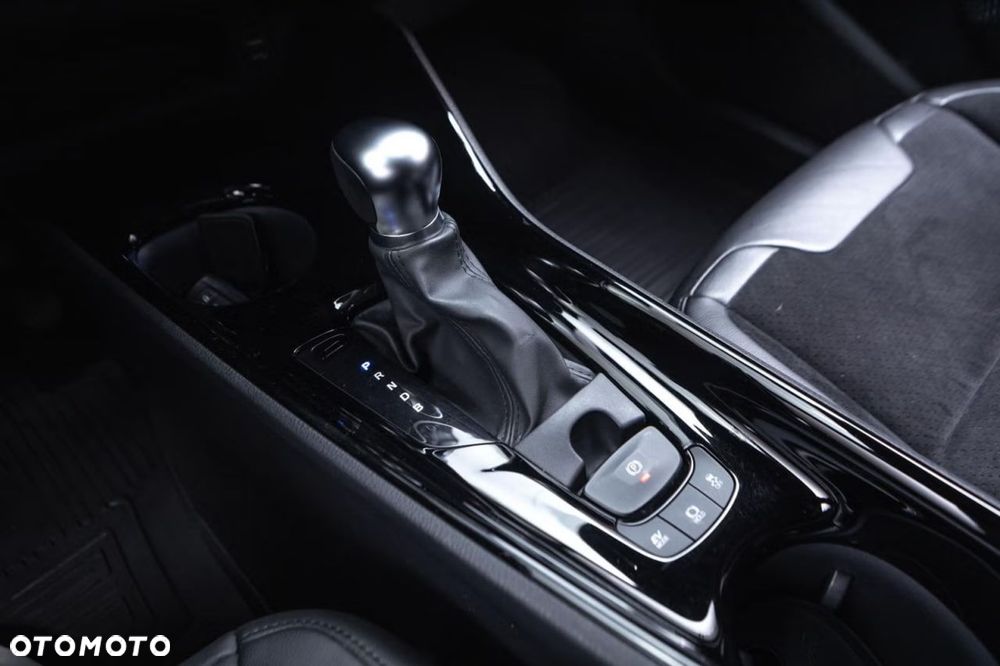 Toyota C-HR Lounge - 16