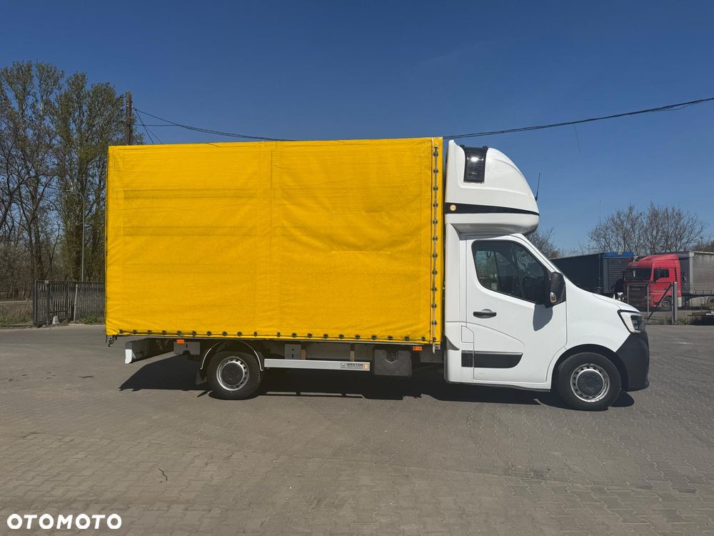Renault Master - 1