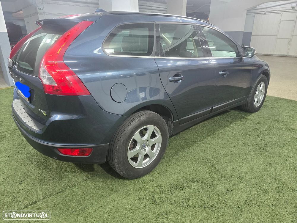 Volvo XC 60 2.0 D3 Drive Momentum Start/Stop - 4