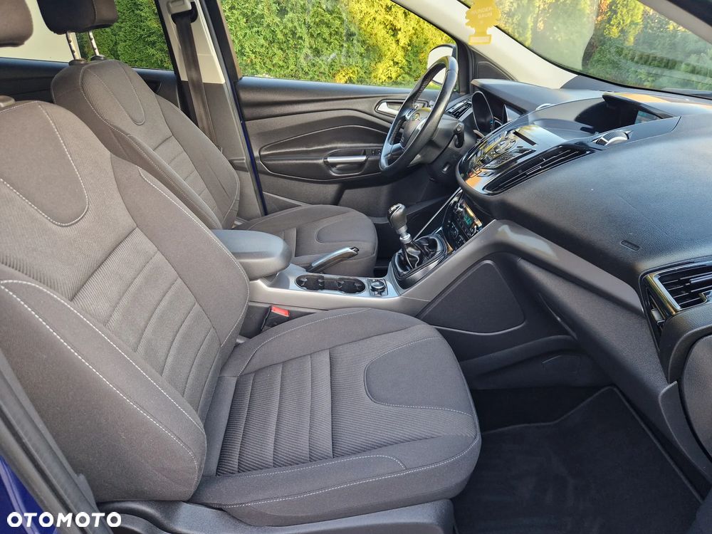 Ford Kuga 1.5 EcoBoost 2x4 Business Edition - 34