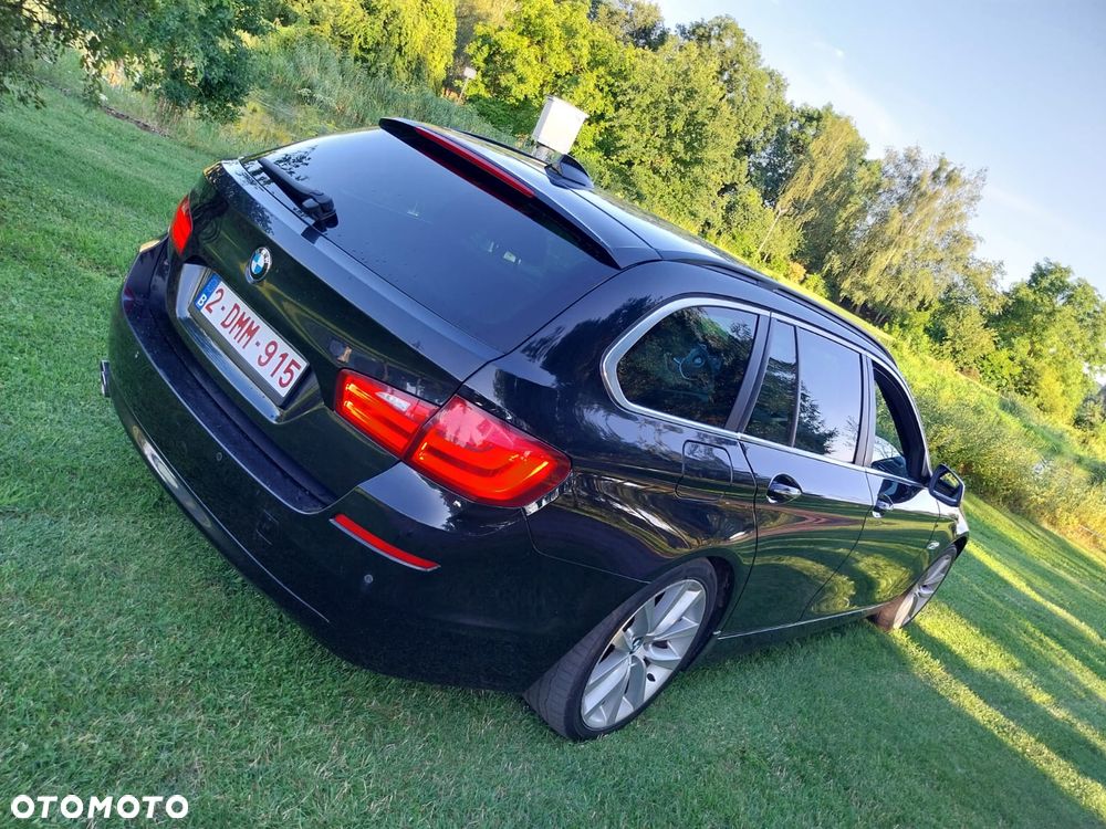 BMW Seria 5 520d Luxury Line - 4