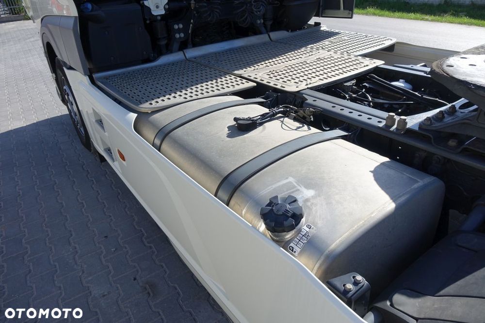 DAF XF 480 FT / SPACE CAB / STANDARD /  EURO 6 / AUTOMAT / KLIMATYZACJA POSTOJOWA / LODÓWKA - 13