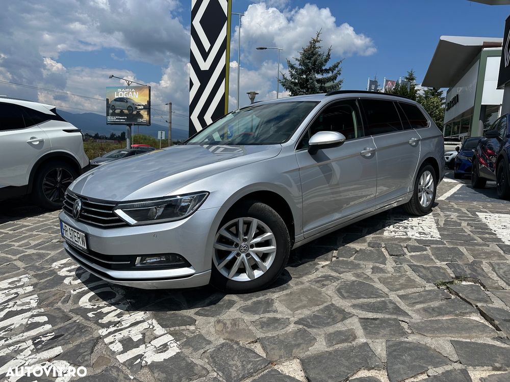 Volkswagen Passat 2.0 TDI DSG Comfortline - 1
