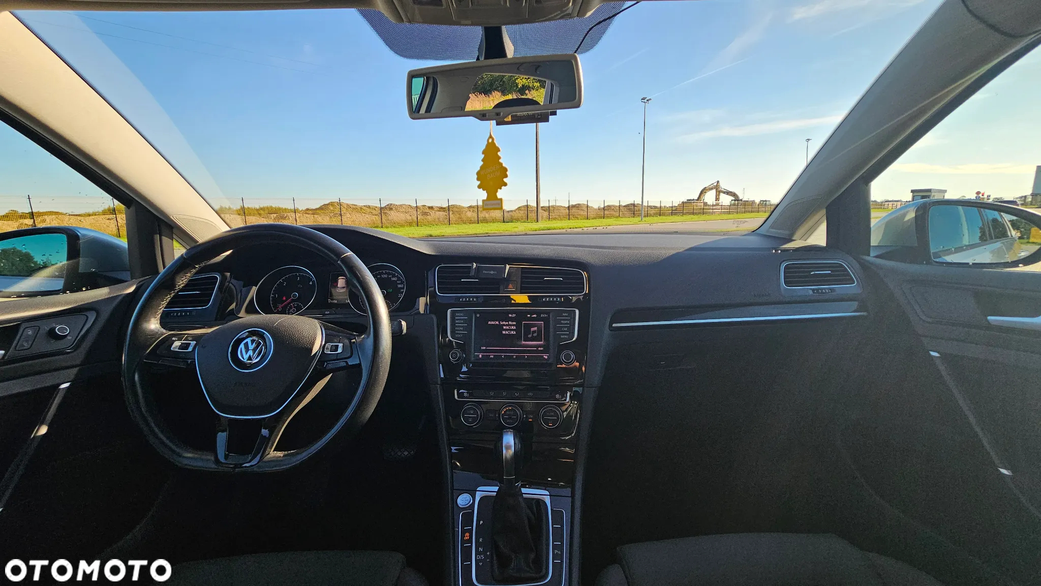 Volkswagen Golf 2.0 TDI SCR DSG Highline - 15