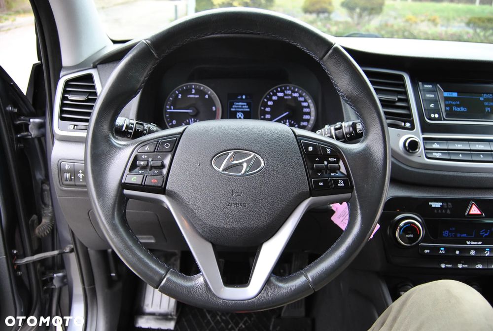 Hyundai Tucson blue 1.7 CRDi 2WD Style - 25