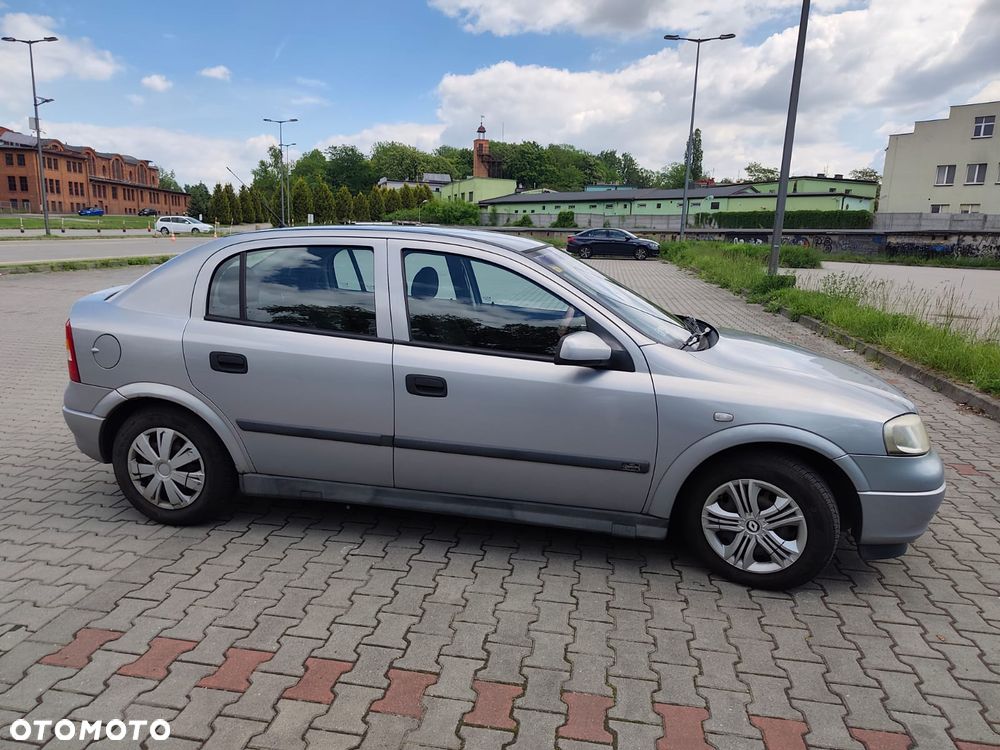 Opel Astra - 5