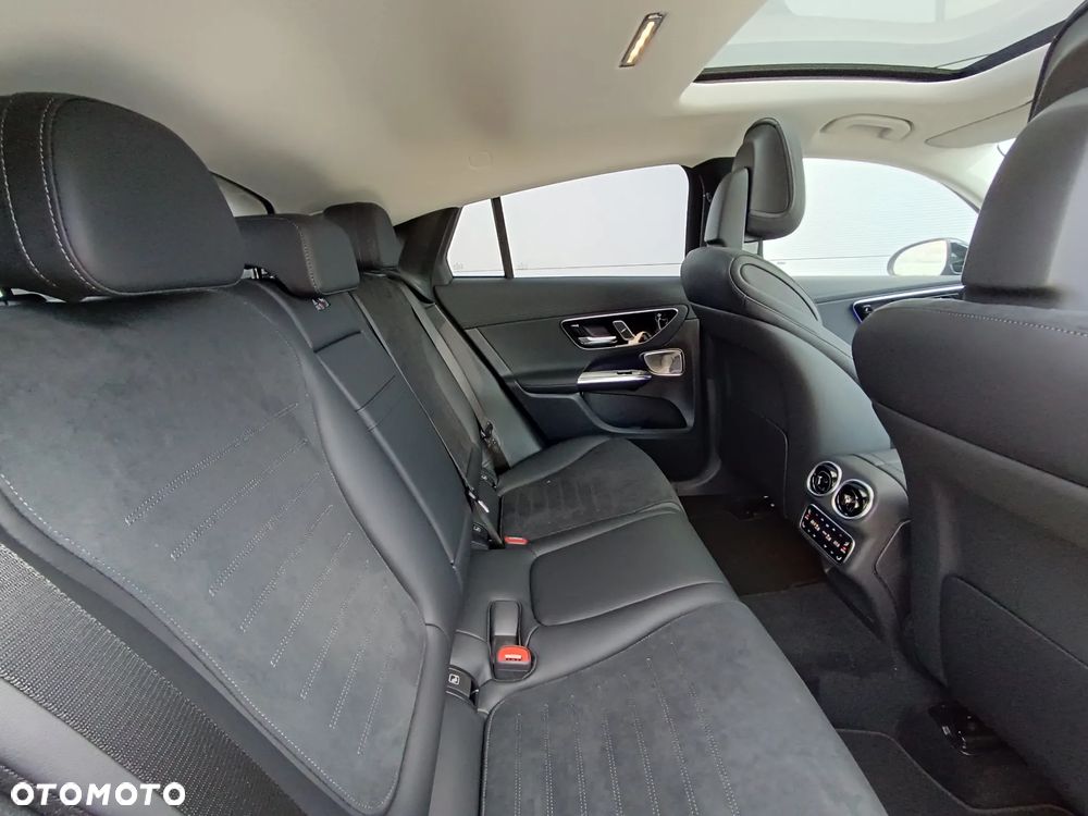 Mercedes-Benz GLC - 6