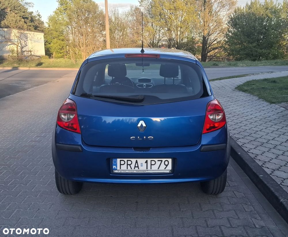 Renault Clio - 6