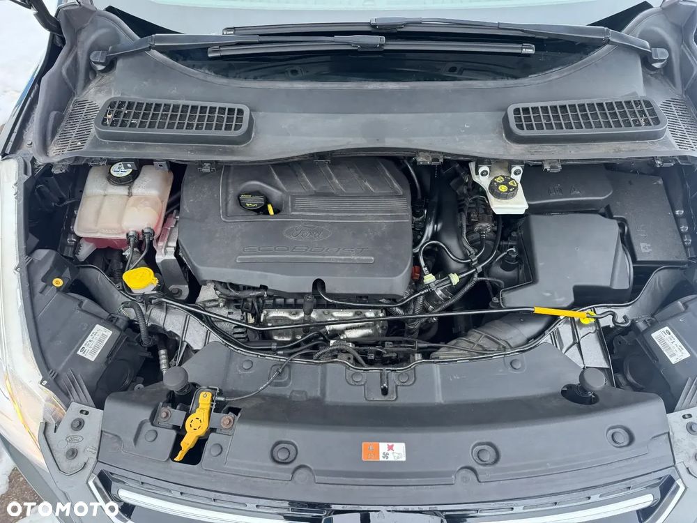 Ford Kuga 1.5 EcoBoost 2x4 Titanium - 33