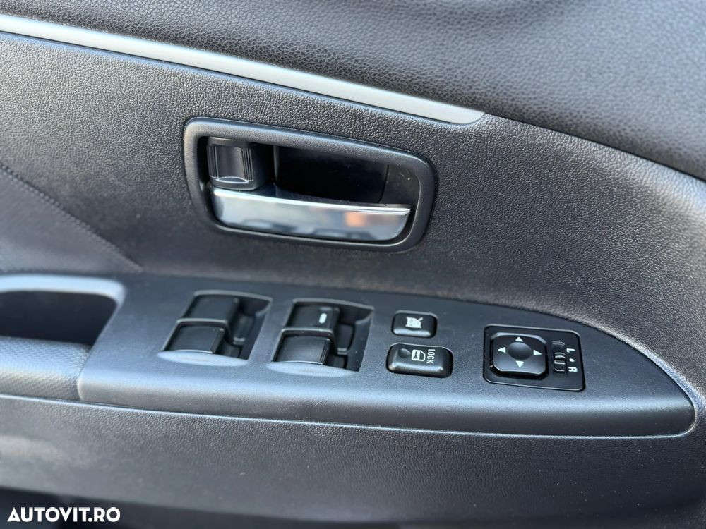 Mitsubishi ASX - 20
