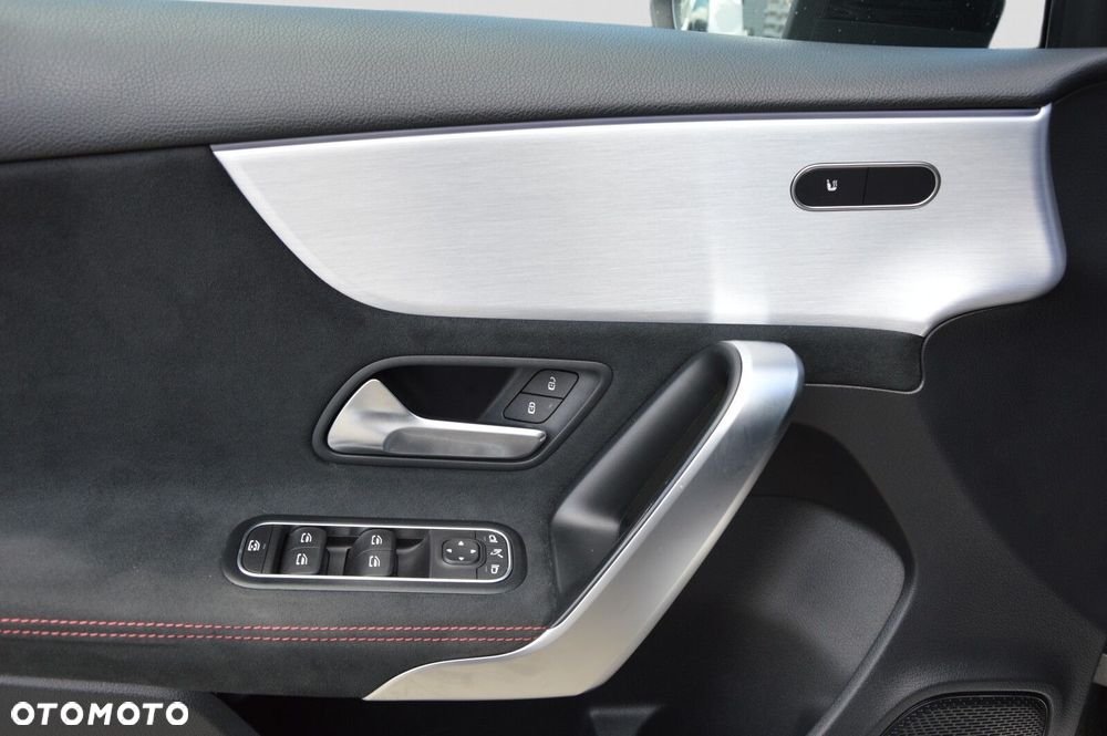 Mercedes-Benz Klasa A 35 AMG 4-Matic 8G-DCT - 20