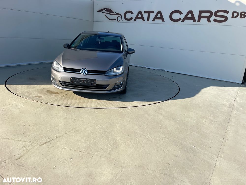 Volkswagen Golf 1.2 TSI BMT Comfortline - 2