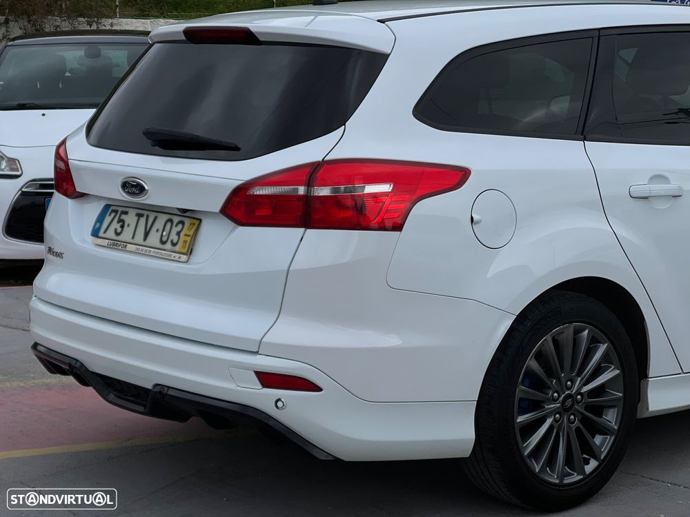 Ford Focus SW 1.5 TDCi ST-Line - 9