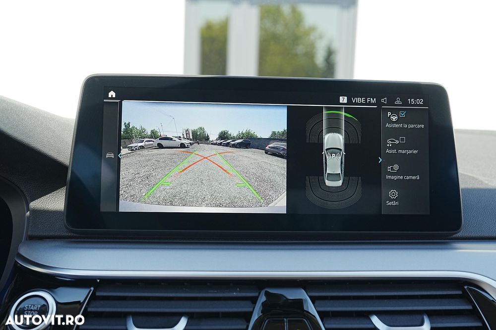 BMW Seria 5 530e xDrive AT PHEV - 26