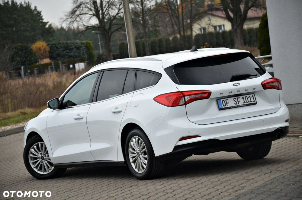 Ford Focus - 13