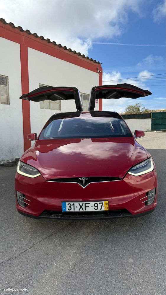 Tesla Model X P100D - 13