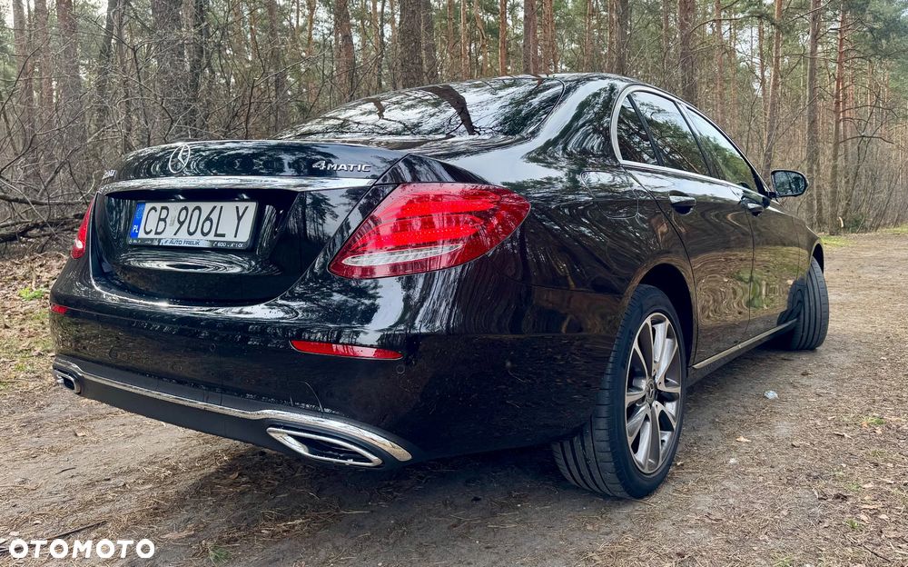 Mercedes-Benz Klasa E 220 d 4-Matic 9G-TRONIC - 5