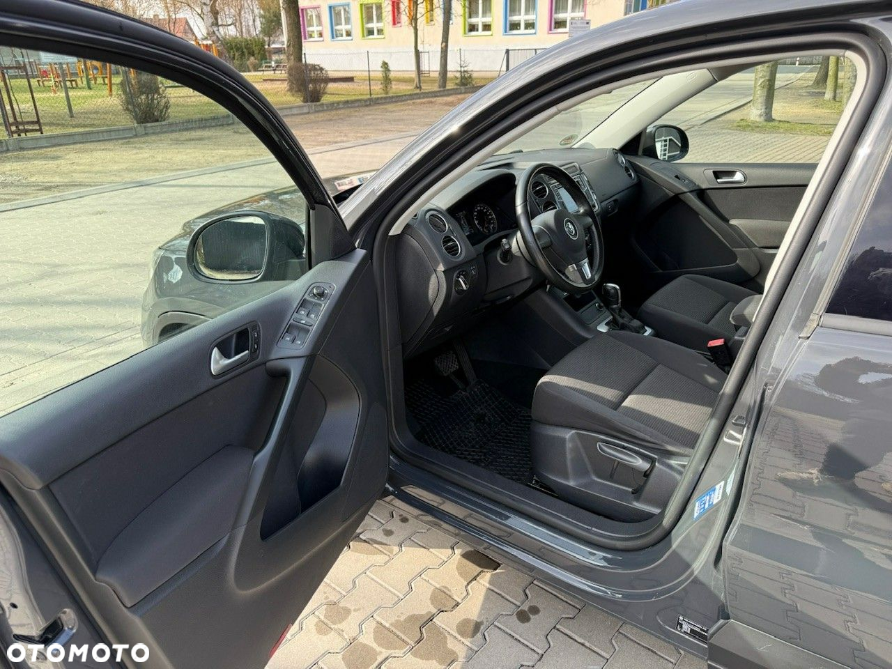 Volkswagen Tiguan - 8