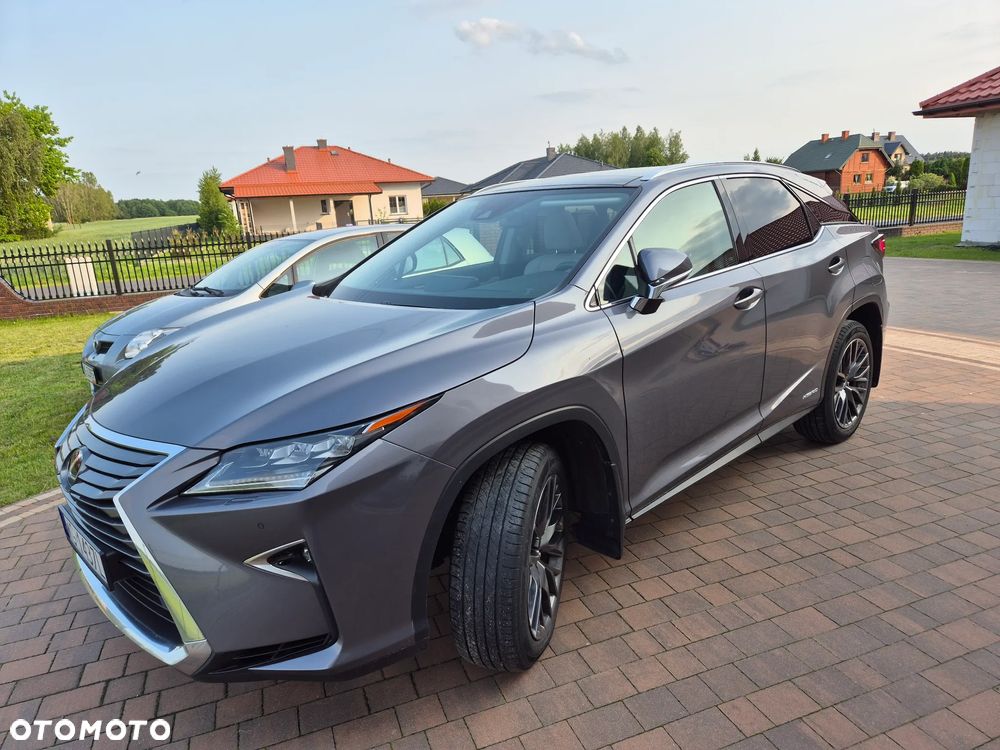 Lexus RX - 5