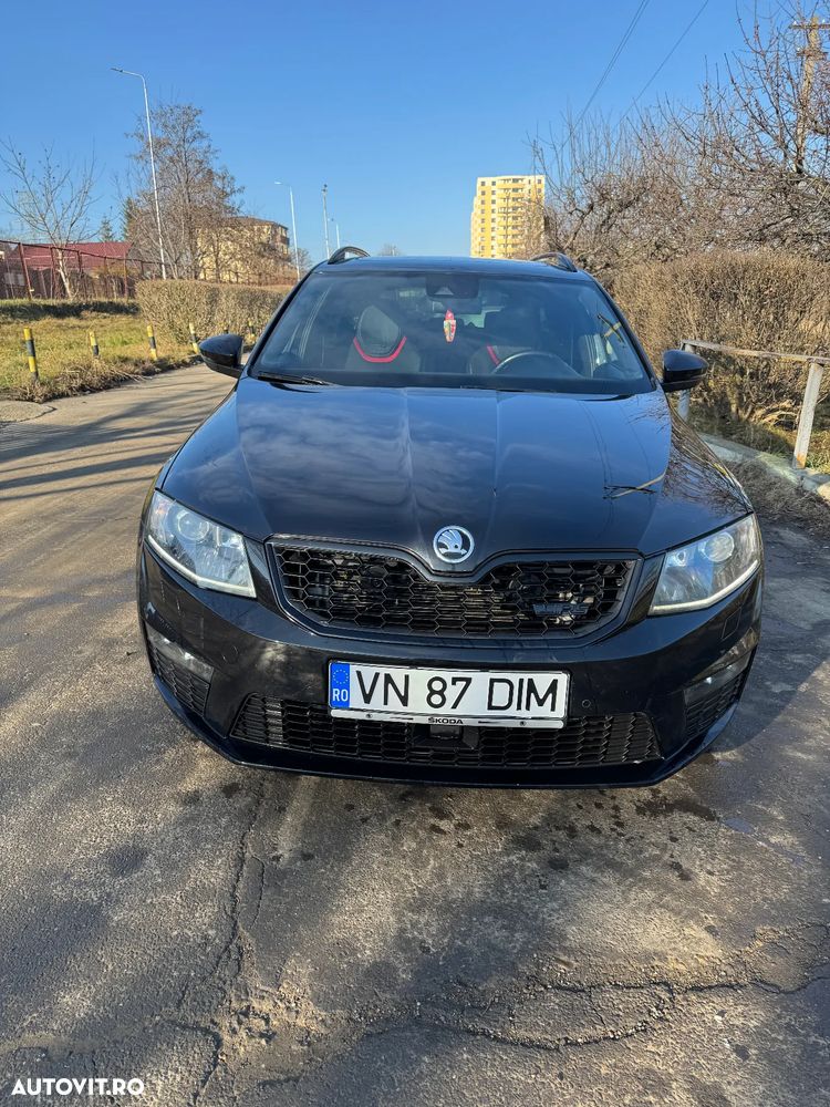 Skoda Octavia 2.0 TDI DSG 4X4 RS - 1