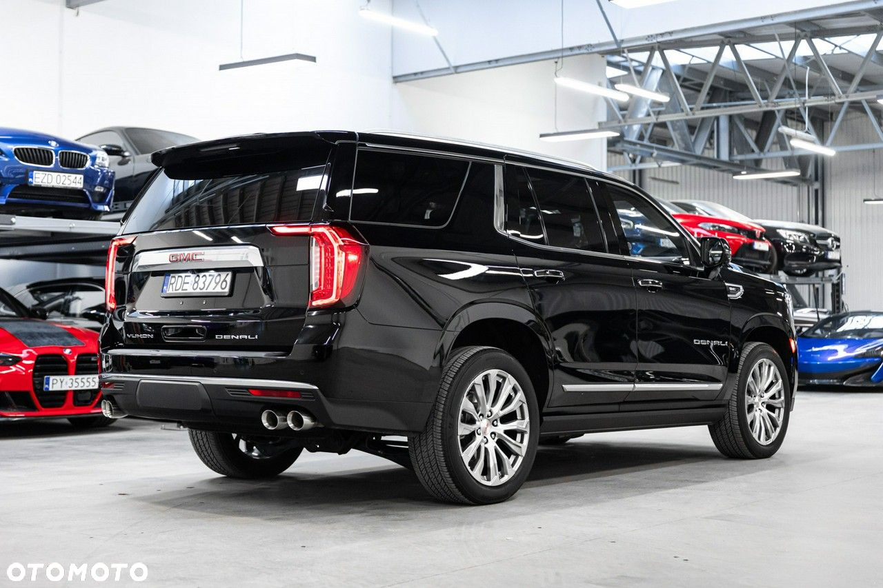 GMC Yukon - 10