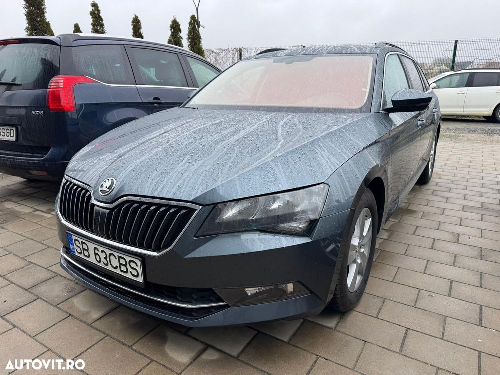 Skoda Superb 1.6 TDI DSG Ambition - 2