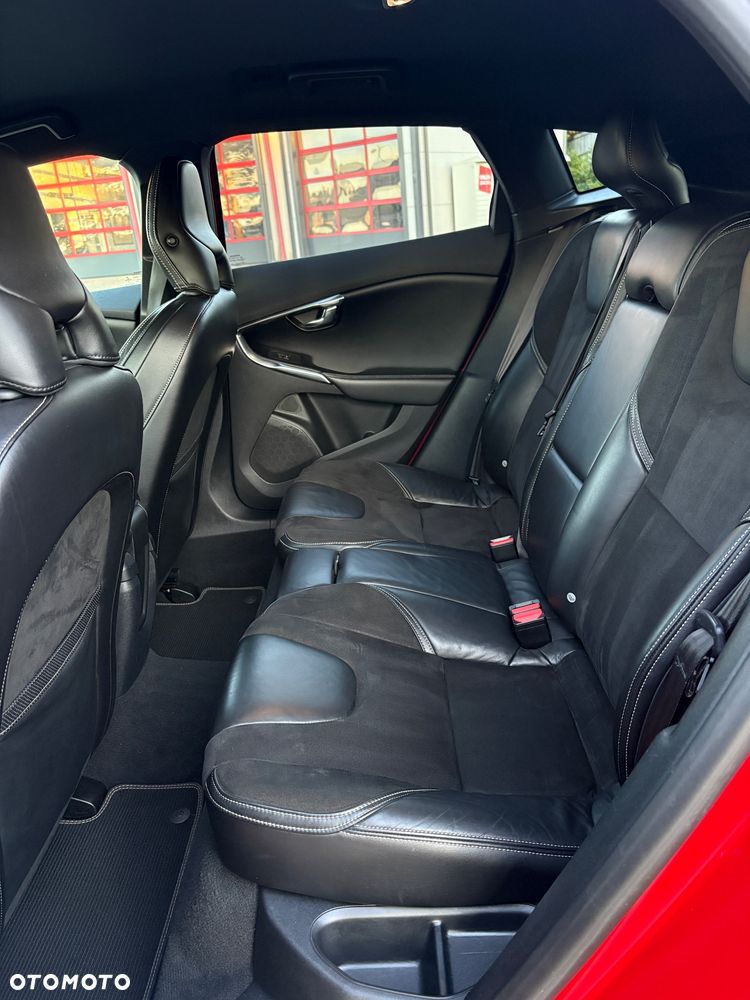 Volvo V40 - 13