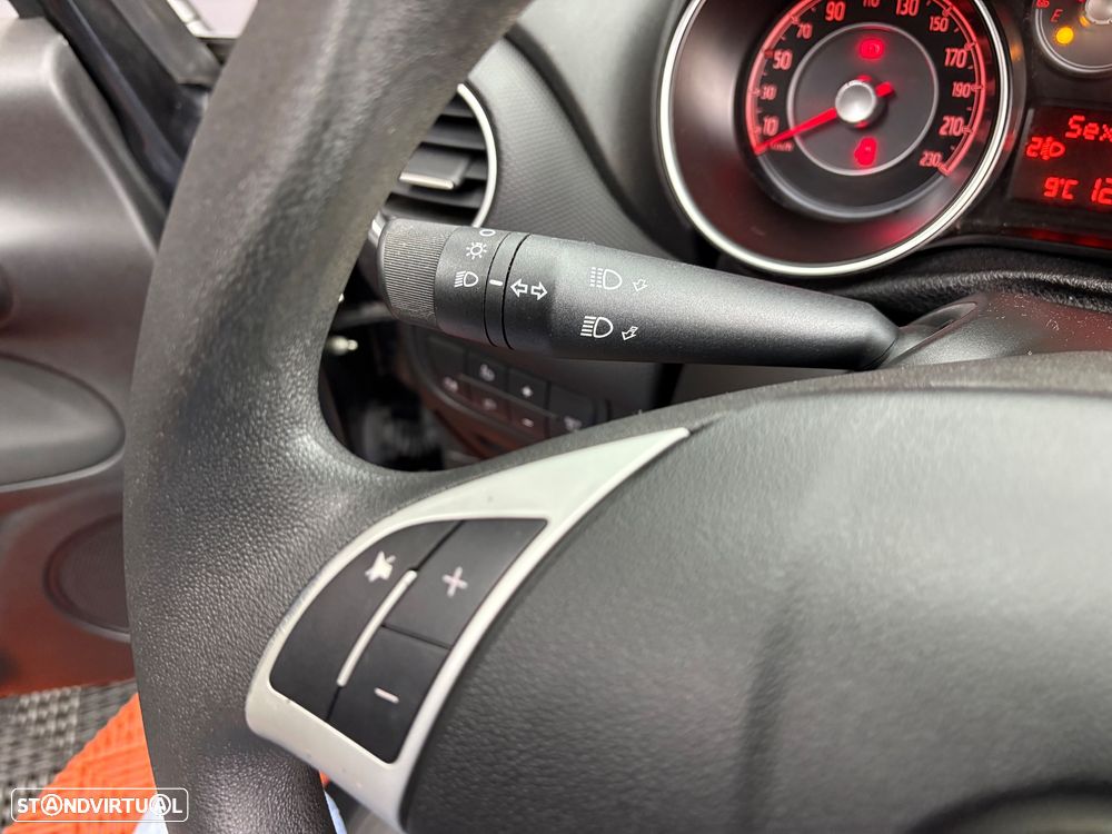 Fiat Grande Punto - 37