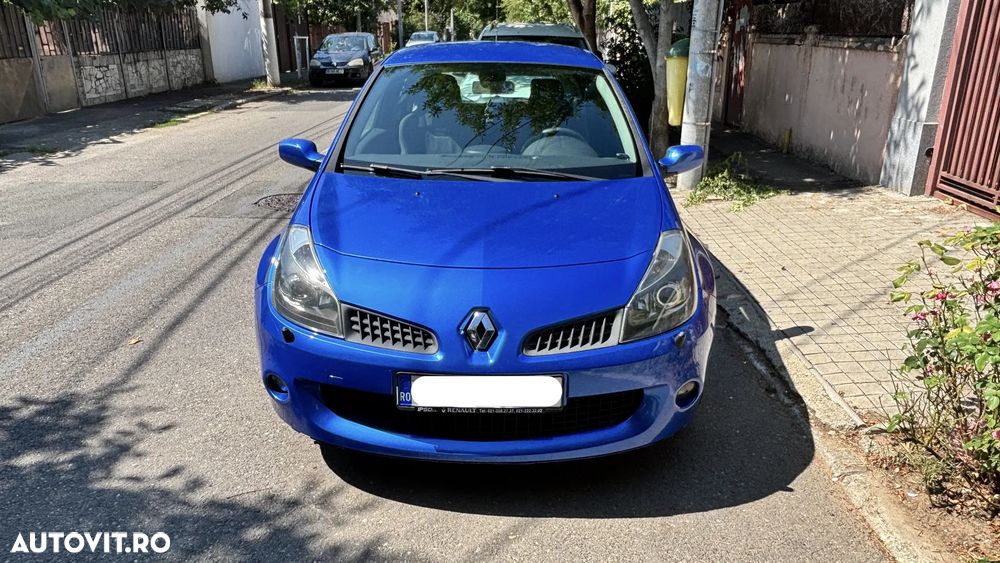 Renault Clio - 1