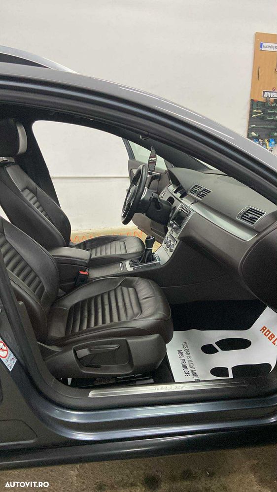 Volkswagen Passat 2.0 TDI 4Motion BlueMotion Technology Comfortline - 11