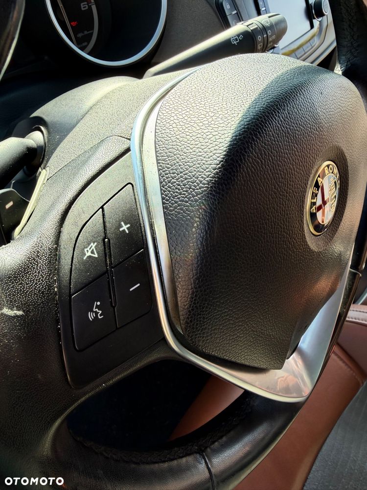 Alfa Romeo Giulietta 2.0 JTDM Exclusive TCT EU6 - 20