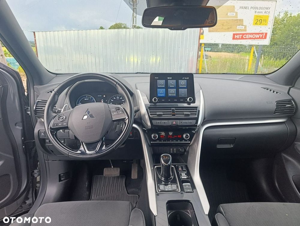 Mitsubishi Eclipse Cross - 15