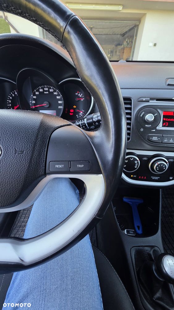 Kia Picanto 1.0 L - 27
