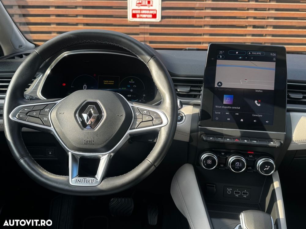 Renault Captur PHEV 160 Engineered - 21