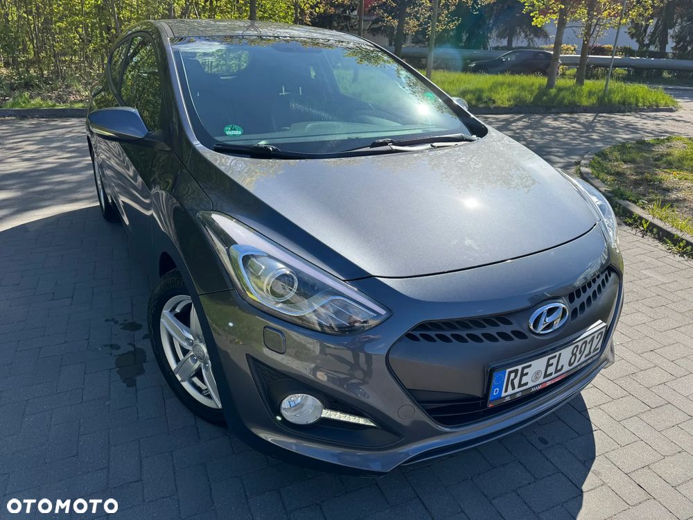 Hyundai i30 1.6 CRDI DCT Premium - 3