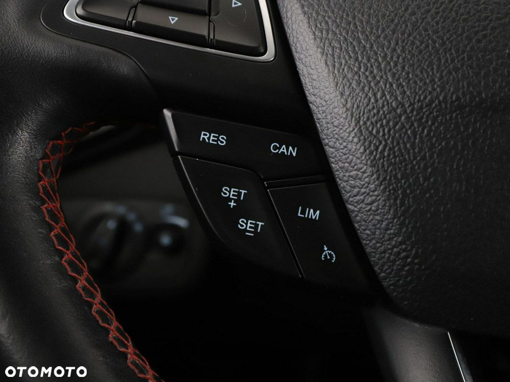 Ford Kuga 2.0 TDCi 4x4 ST-Line - 30