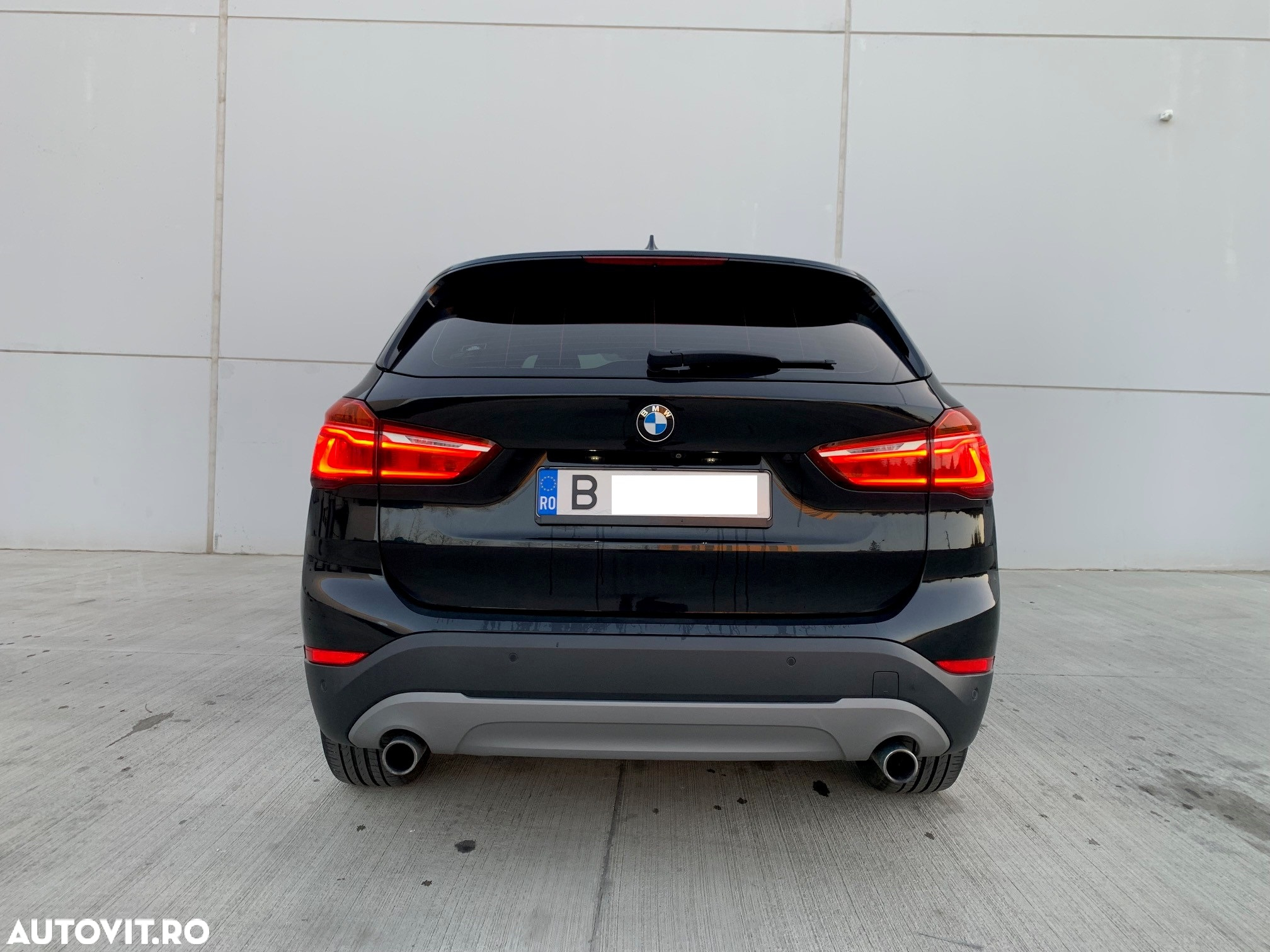 BMW X1 xDrive20d Aut. Sport Line - 4