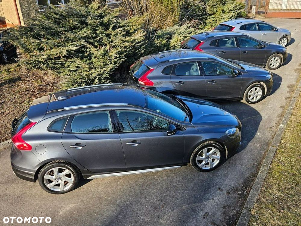 Volvo V40 D2 Momentum - 1