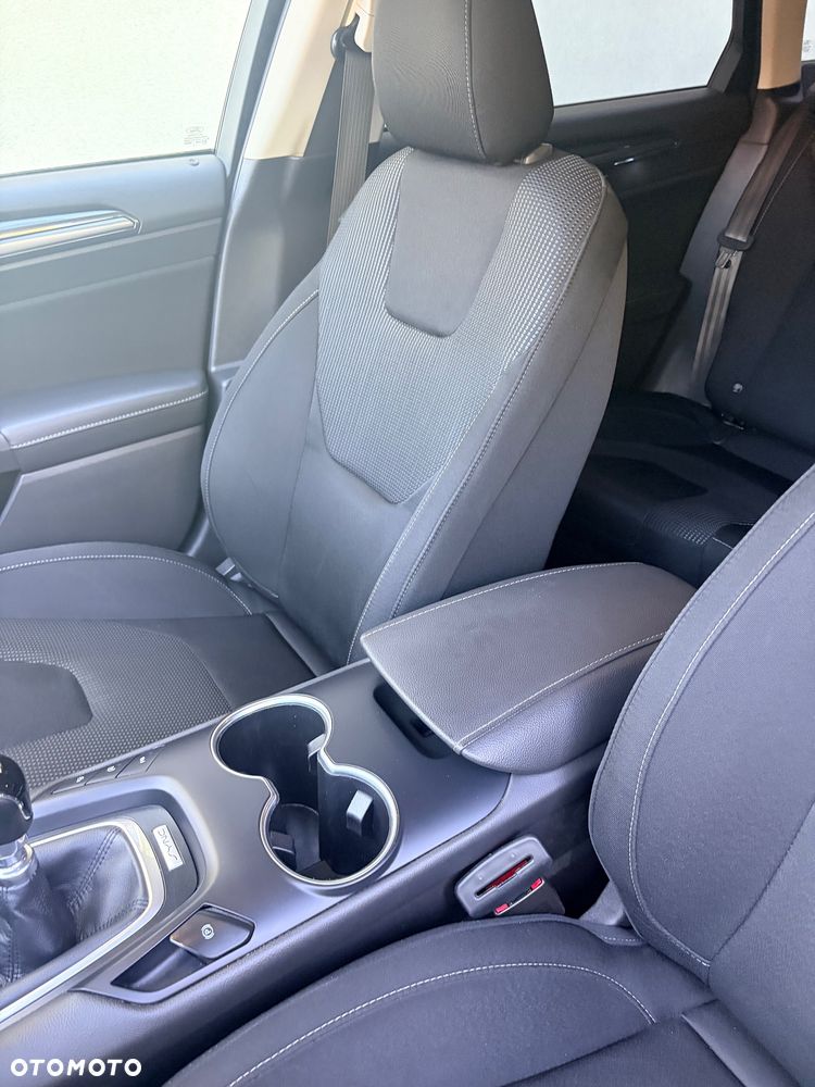 Ford Mondeo 2.0 EcoBlue Titanium - 17