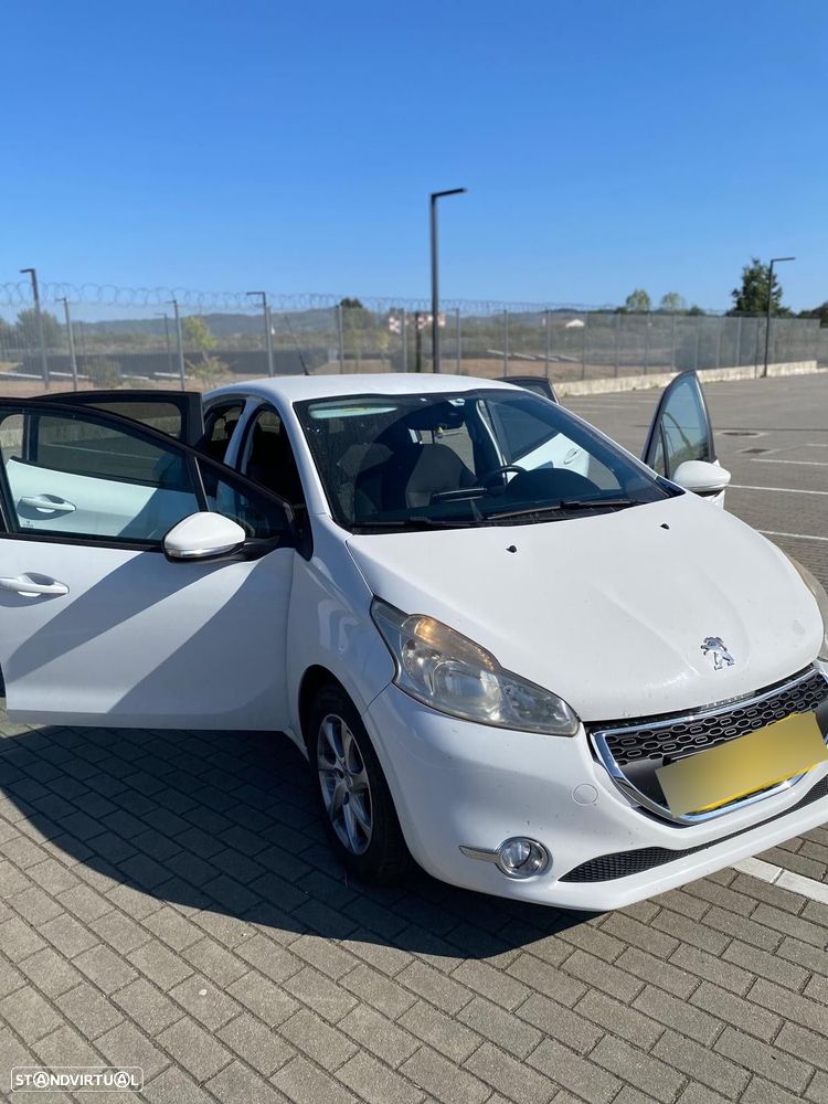 Peugeot 208 1.4 HDi - 7