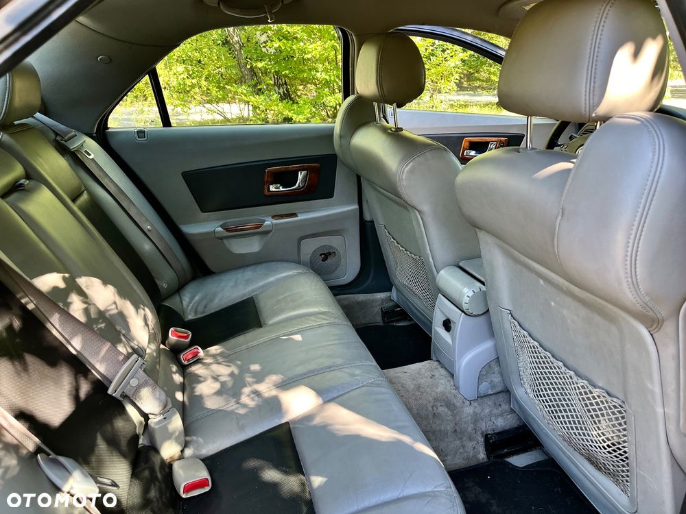 Cadillac CTS - 4