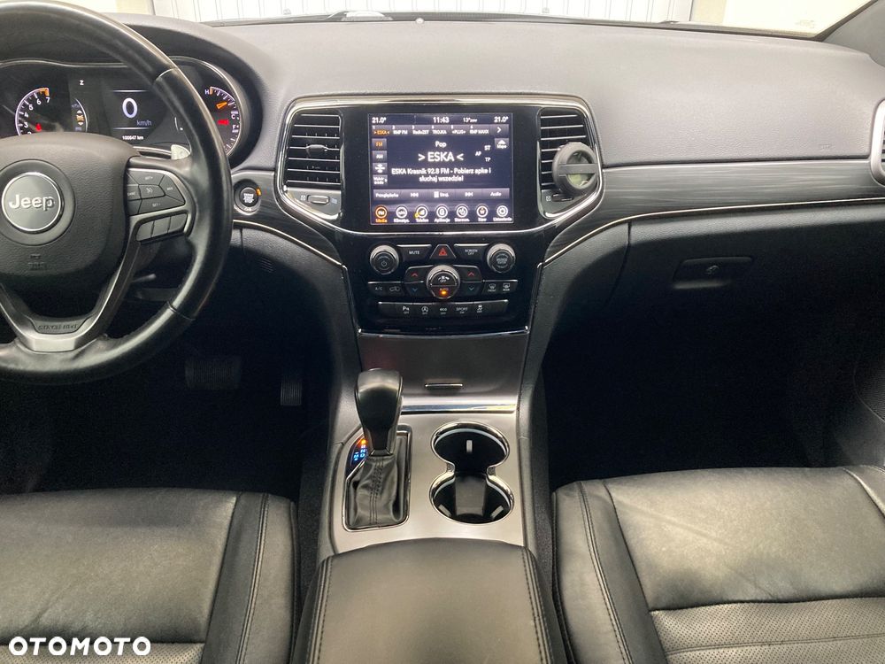 Jeep Grand Cherokee - 17