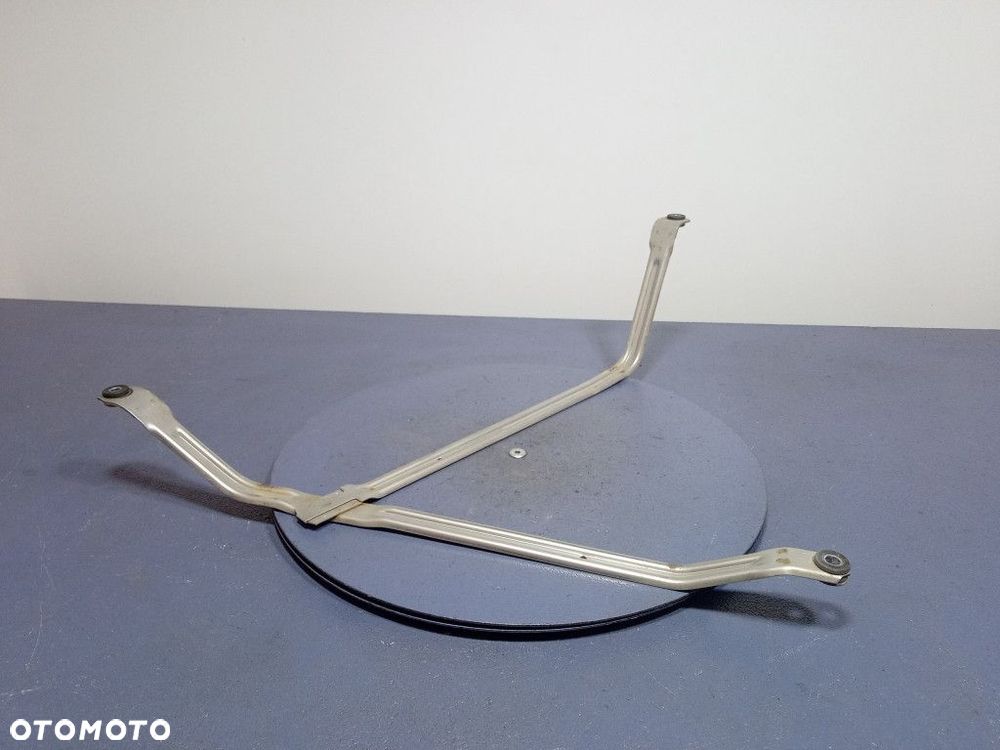 BMW X5 G05 BENZYNA ZACZEP MOCOWANIE ZBIORNIKA BAKU 7468278 - 2