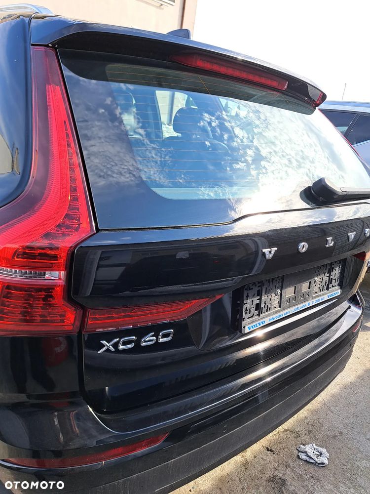 VOLVO XC60 II KLAPA BAGAŻNIKA KOD LAKIERU 019 - 3