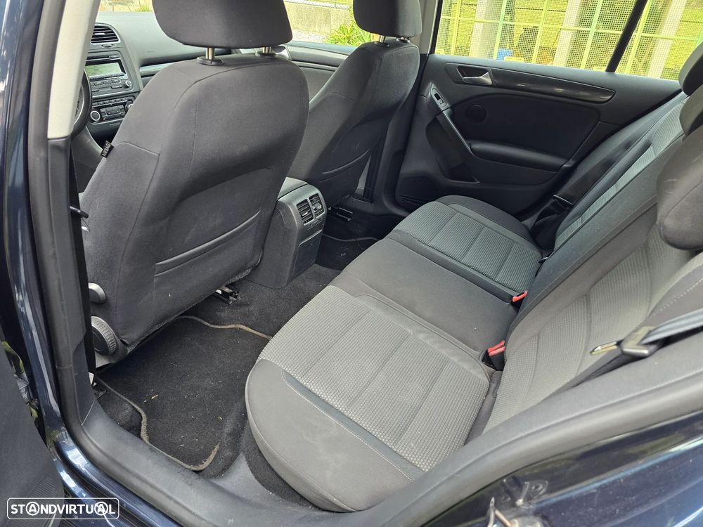 VW Golf 1.6 TDi Confortline - 11